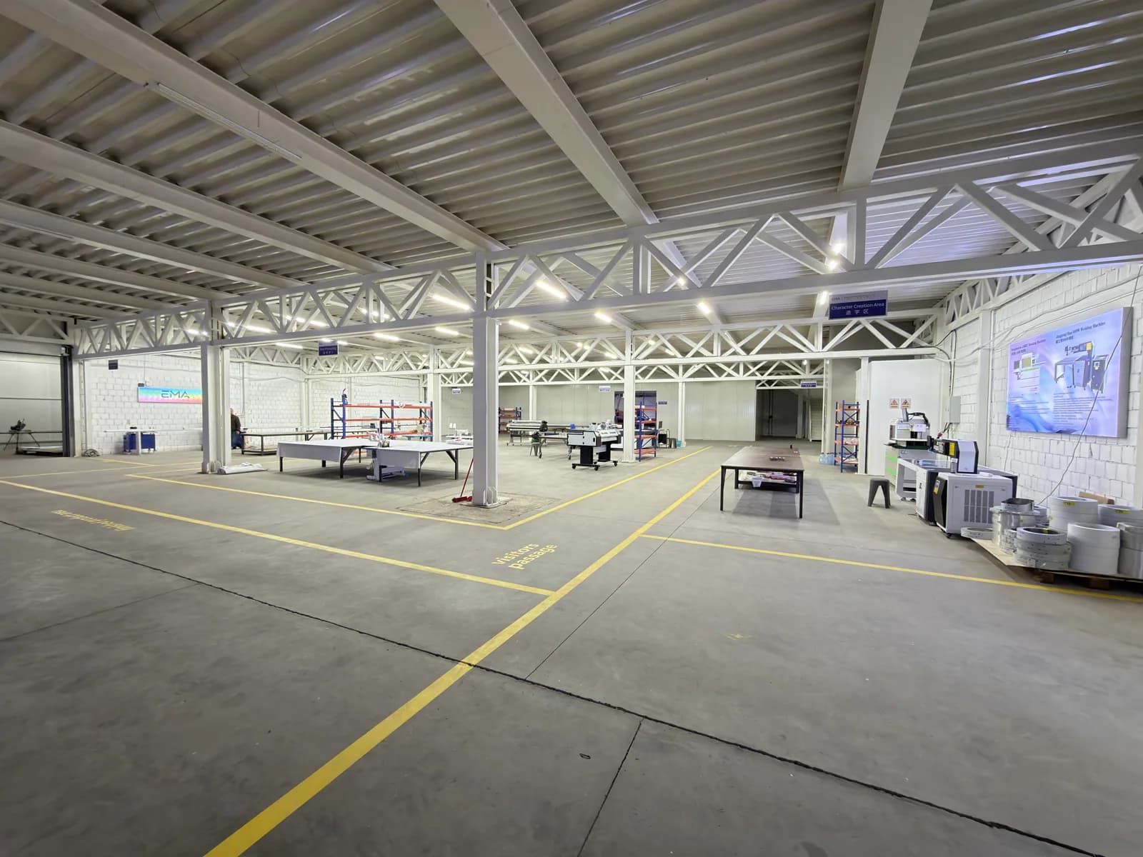 Manufacturing space and equipment layout
